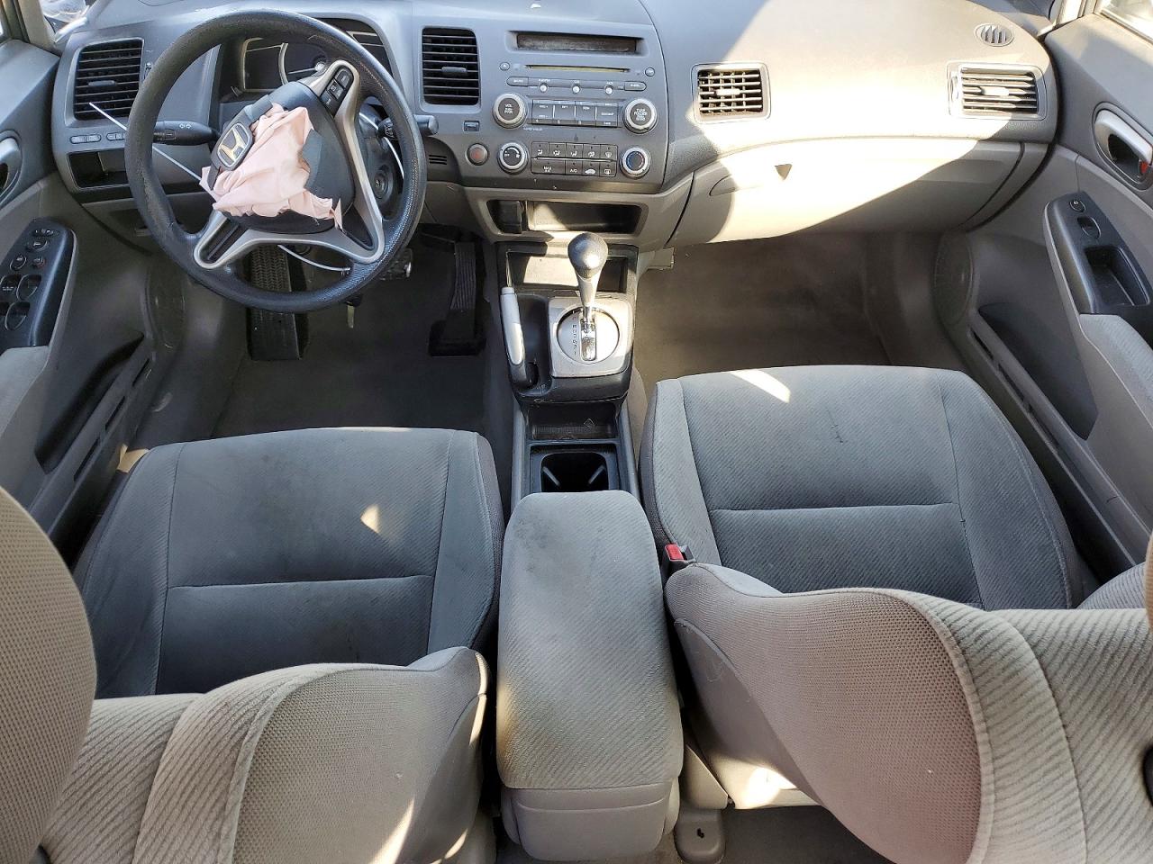 2010 HONDA CIVIC LX photo 8