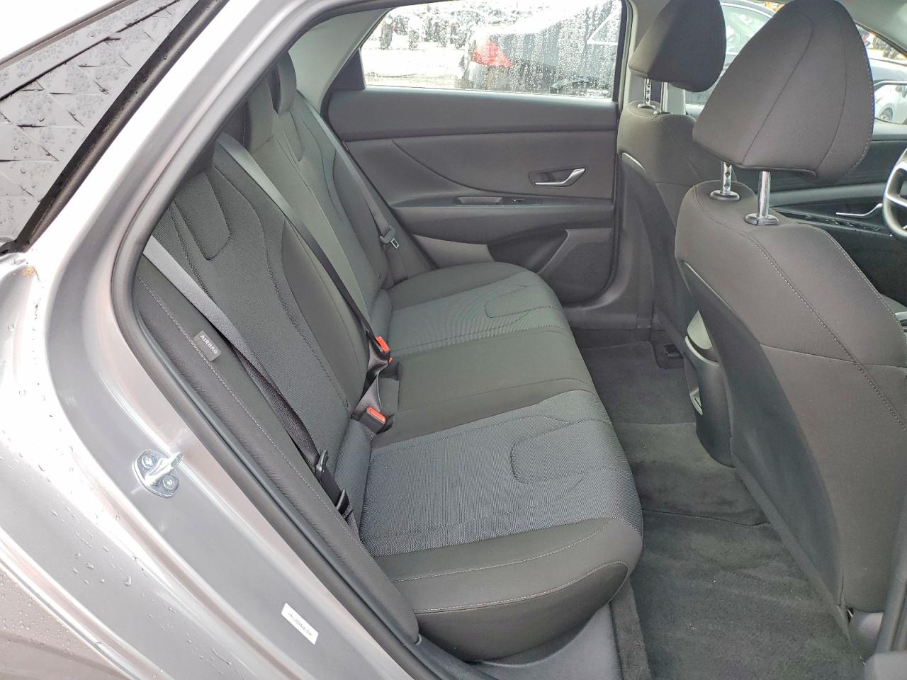 2025 HYUNDAI ELANTRA SE photo 10