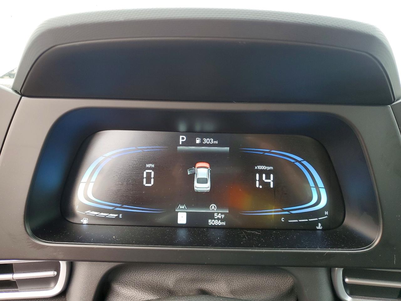 2025 HYUNDAI ELANTRA SE photo 9