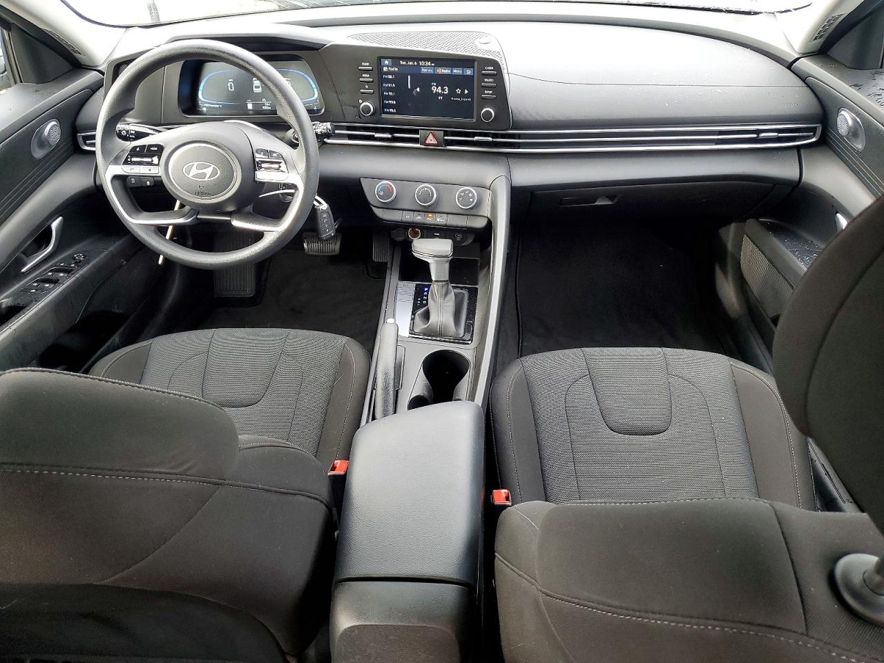 2025 HYUNDAI ELANTRA SE photo 8