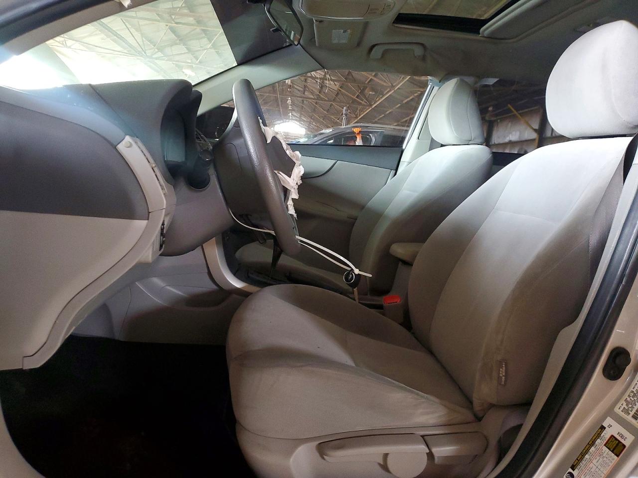 2009 TOYOTA COROLLA BASE photo 7