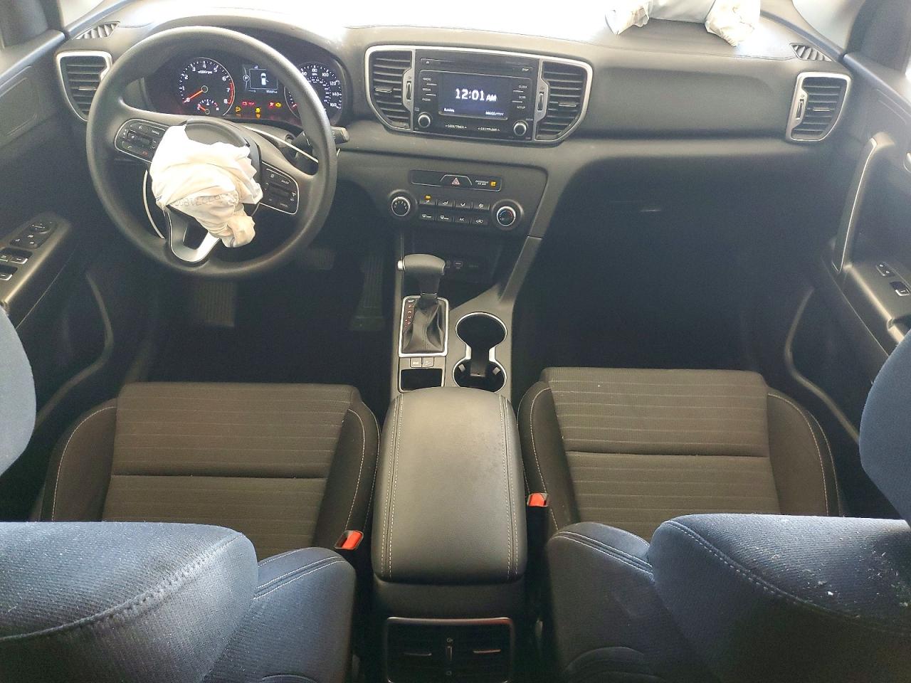 2018 KIA SPORTAGE LX photo 8