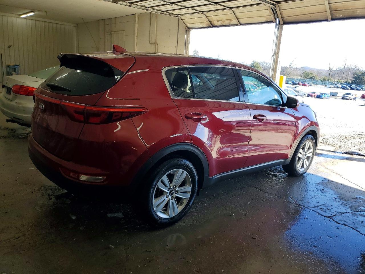 2018 KIA SPORTAGE LX photo 3