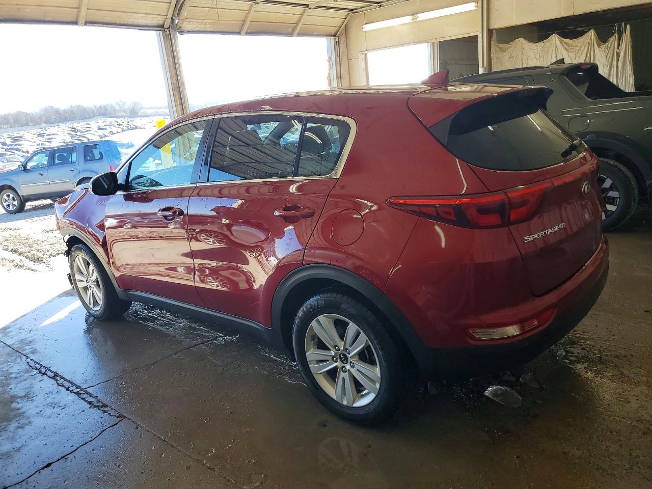 2018 KIA SPORTAGE LX photo 2