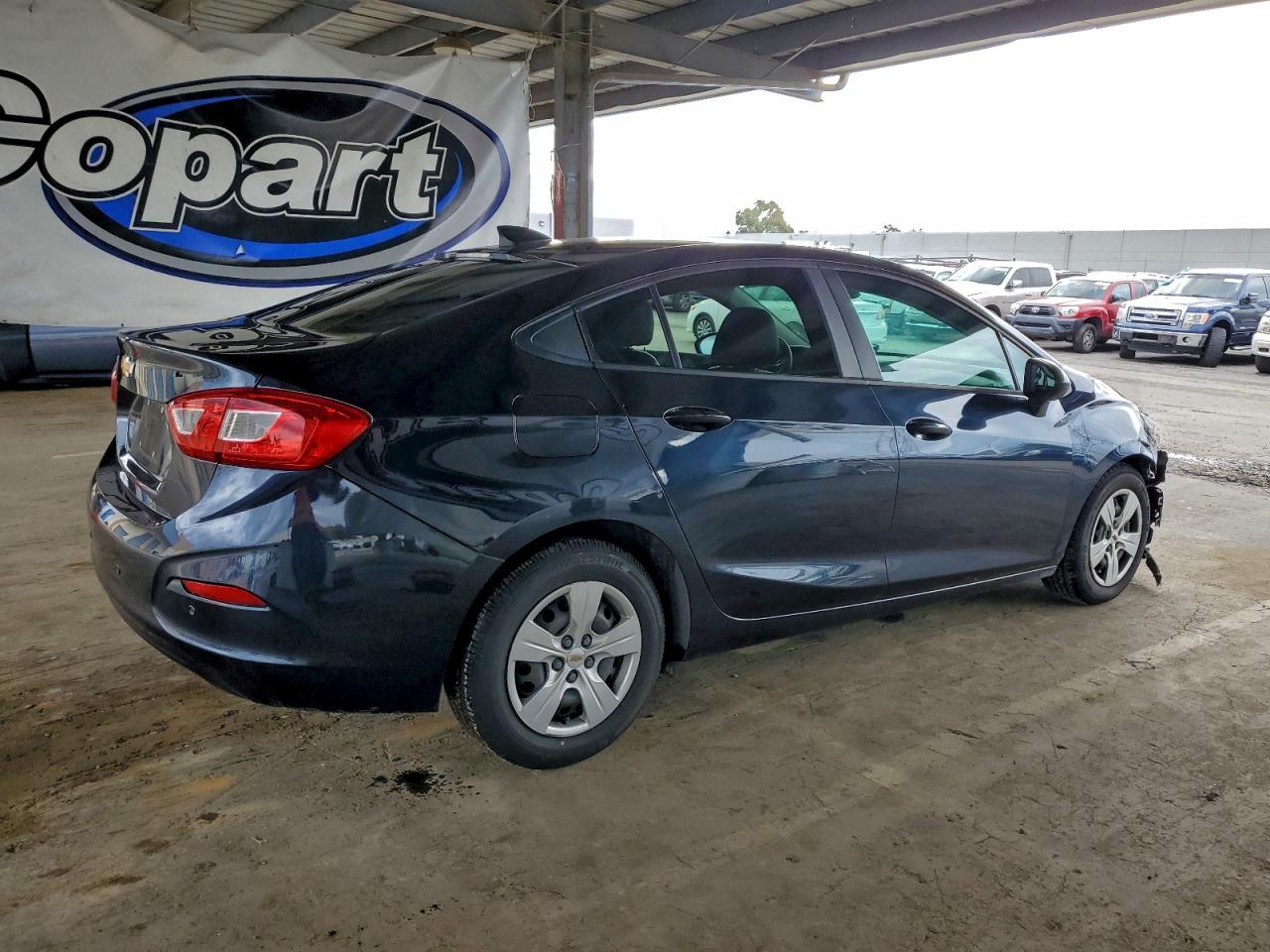 2016 CHEVROLET CRUZE LS photo 3
