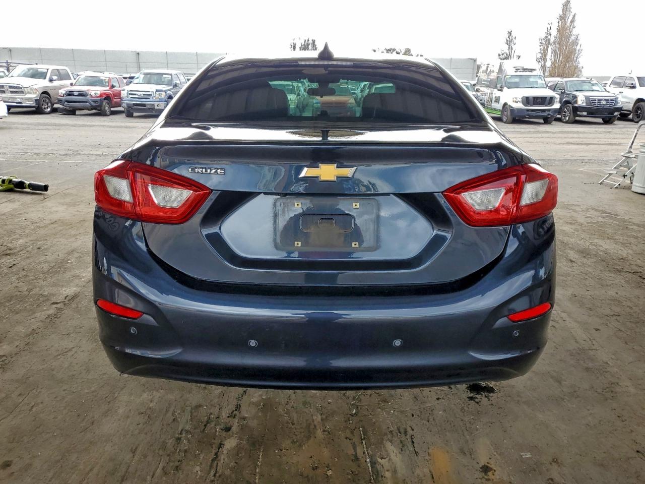 2016 CHEVROLET CRUZE LS photo 6