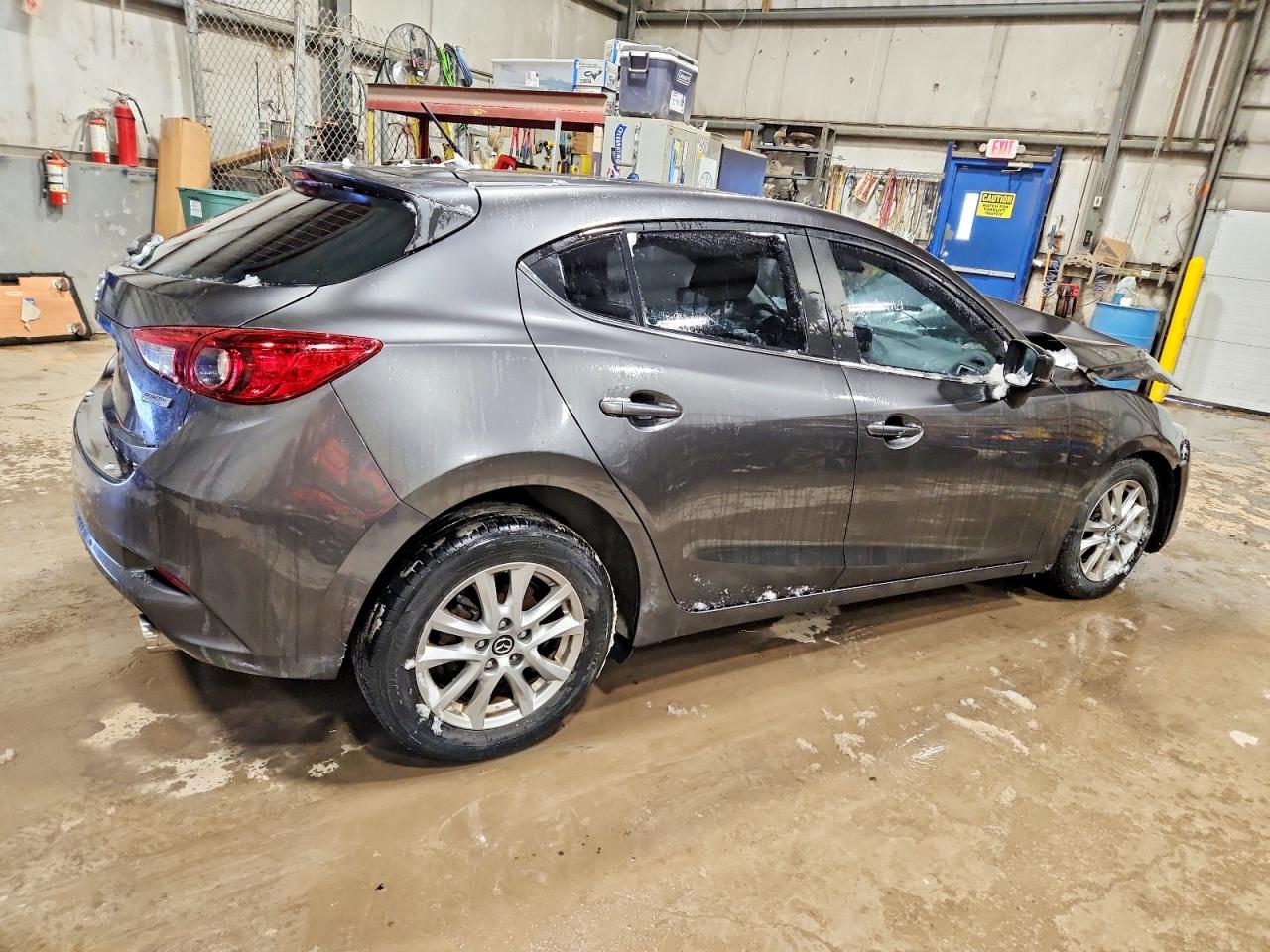 2018 MAZDA 3 TOURING photo 3