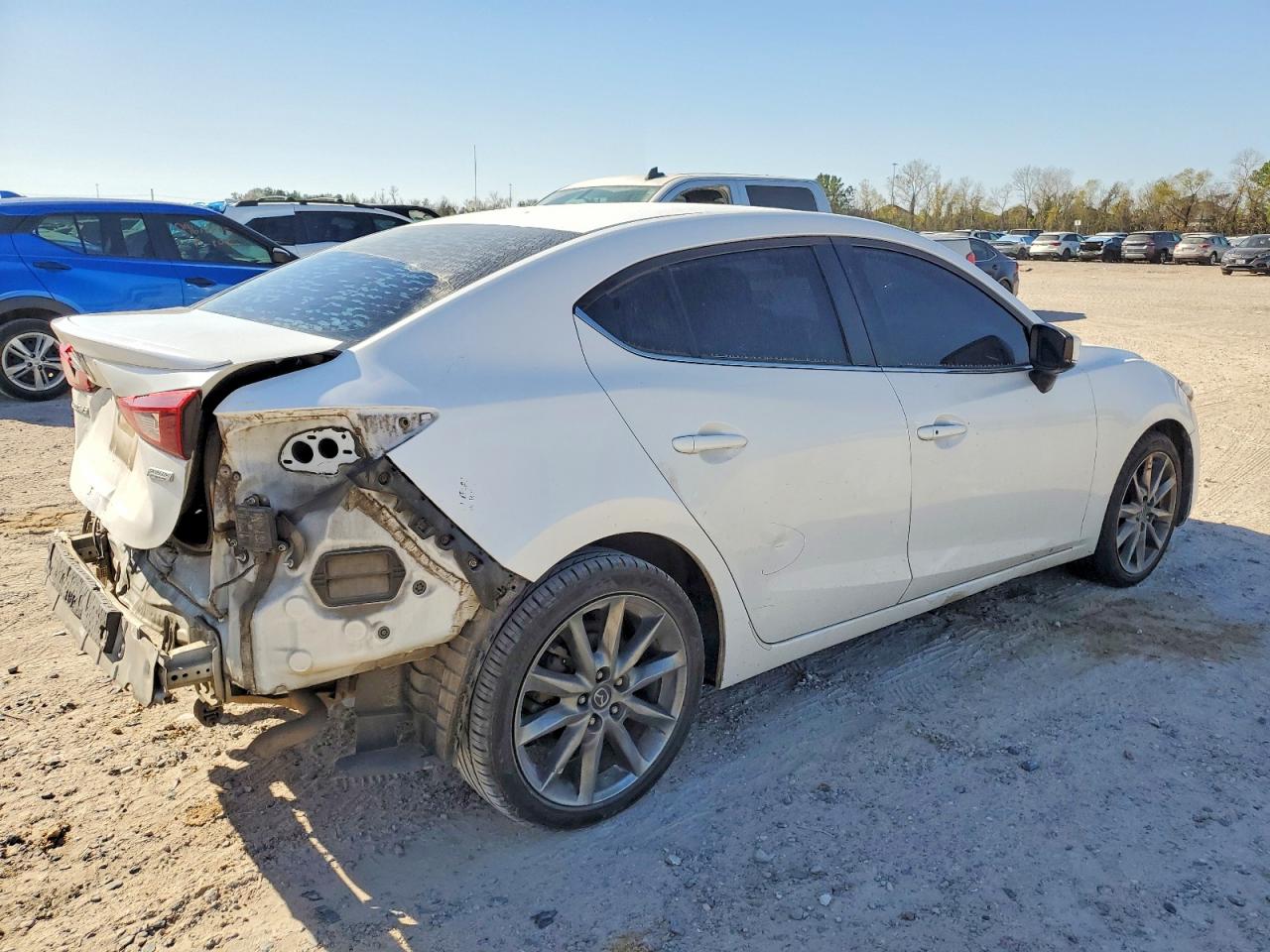 2018 MAZDA 3 TOURING photo 3