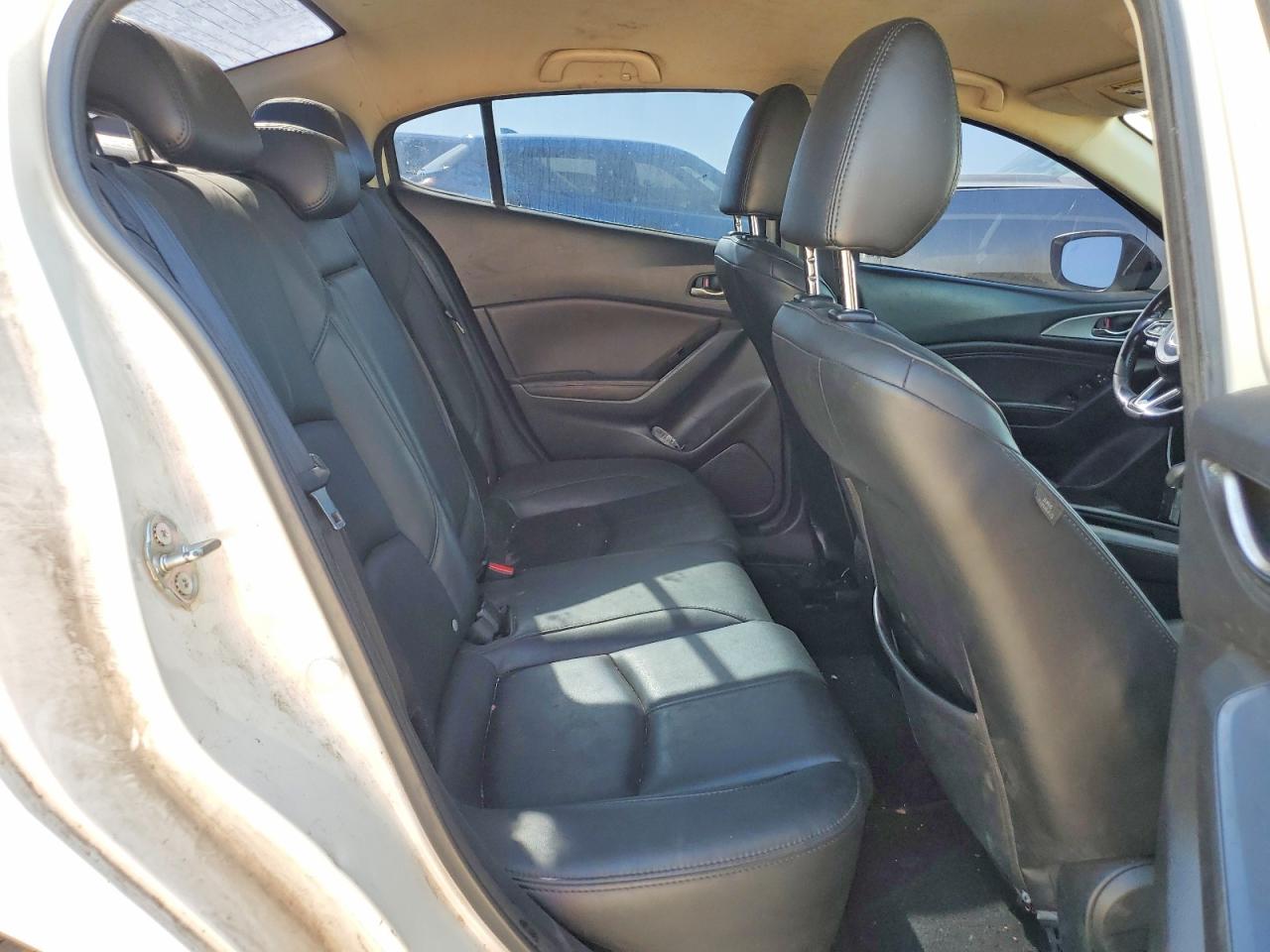 2018 MAZDA 3 TOURING photo 10
