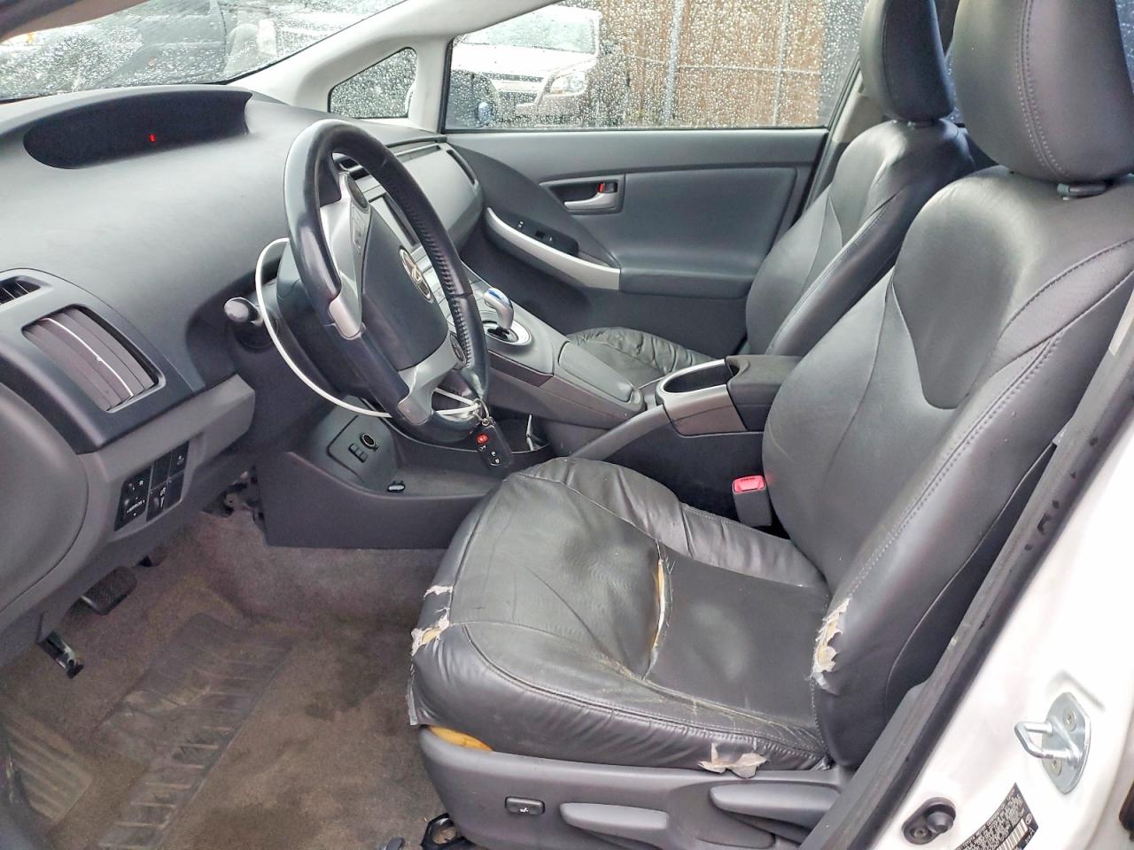 2010 TOYOTA PRIUS photo 7