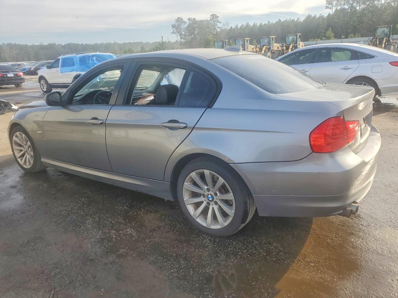 2011 BMW 328 XI SULEV photo 2