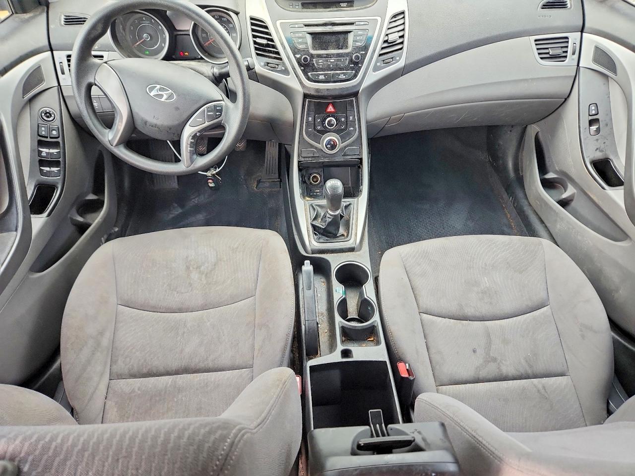 2015 HYUNDAI ELANTRA SE photo 8