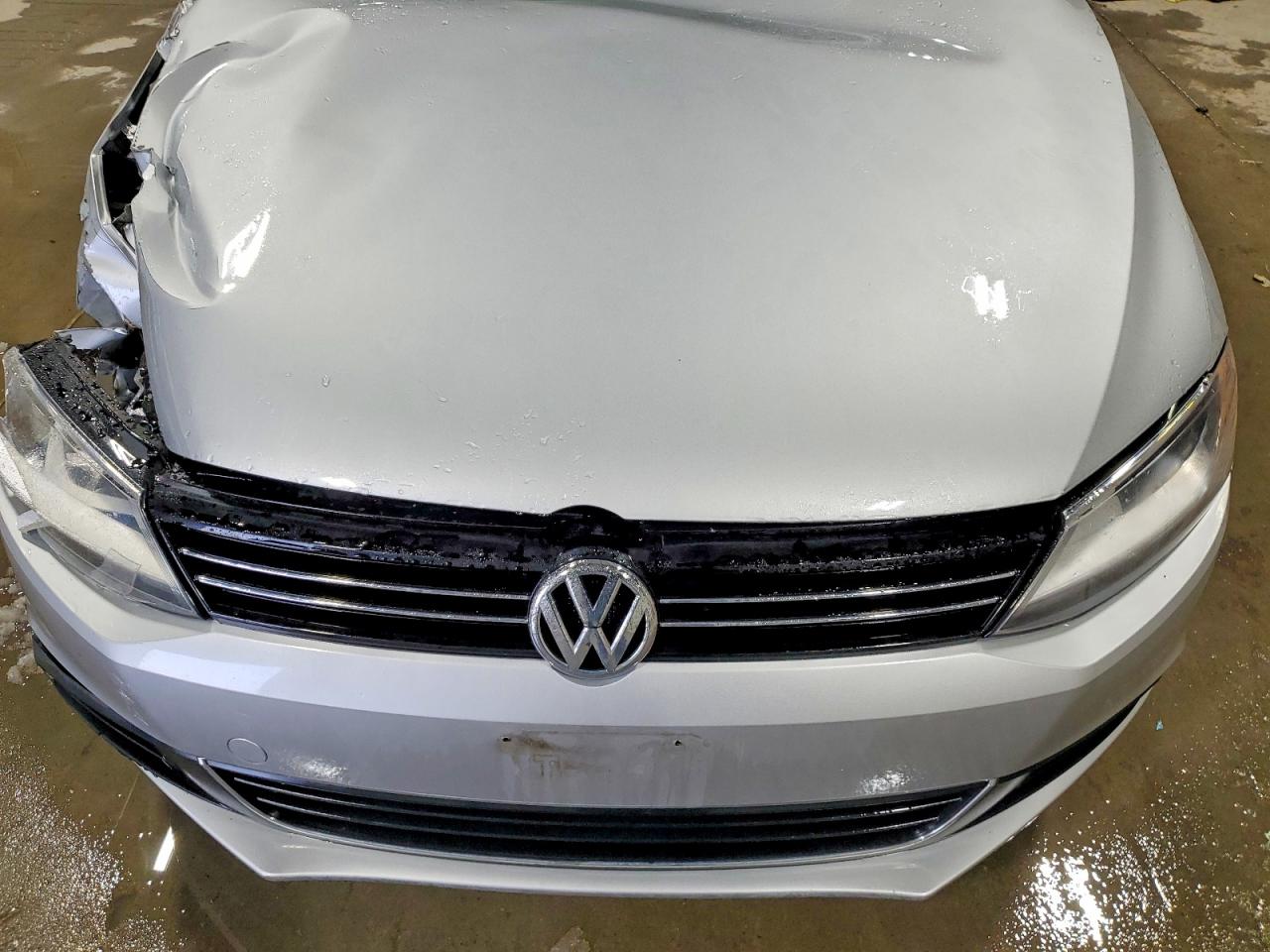 2013 VOLKSWAGEN JETTA SE photo 31