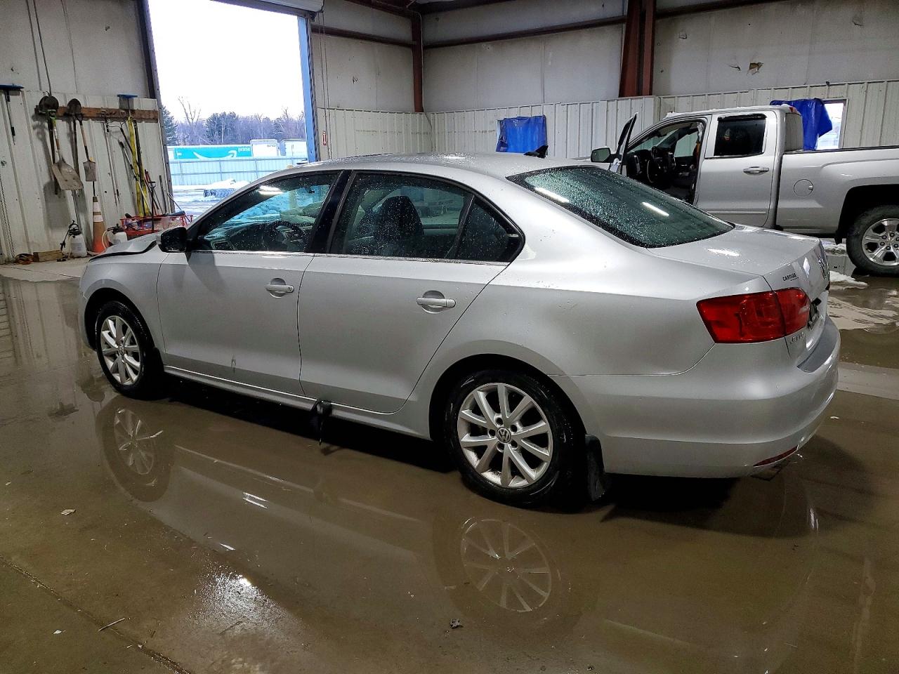 2013 VOLKSWAGEN JETTA SE photo 4