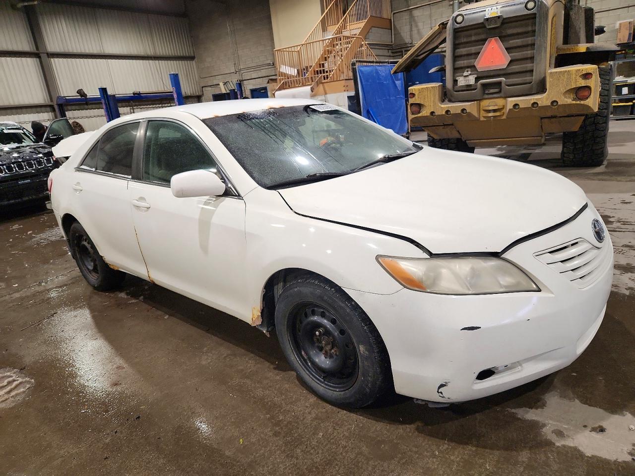 2009 TOYOTA CAMRY BASE photo 4