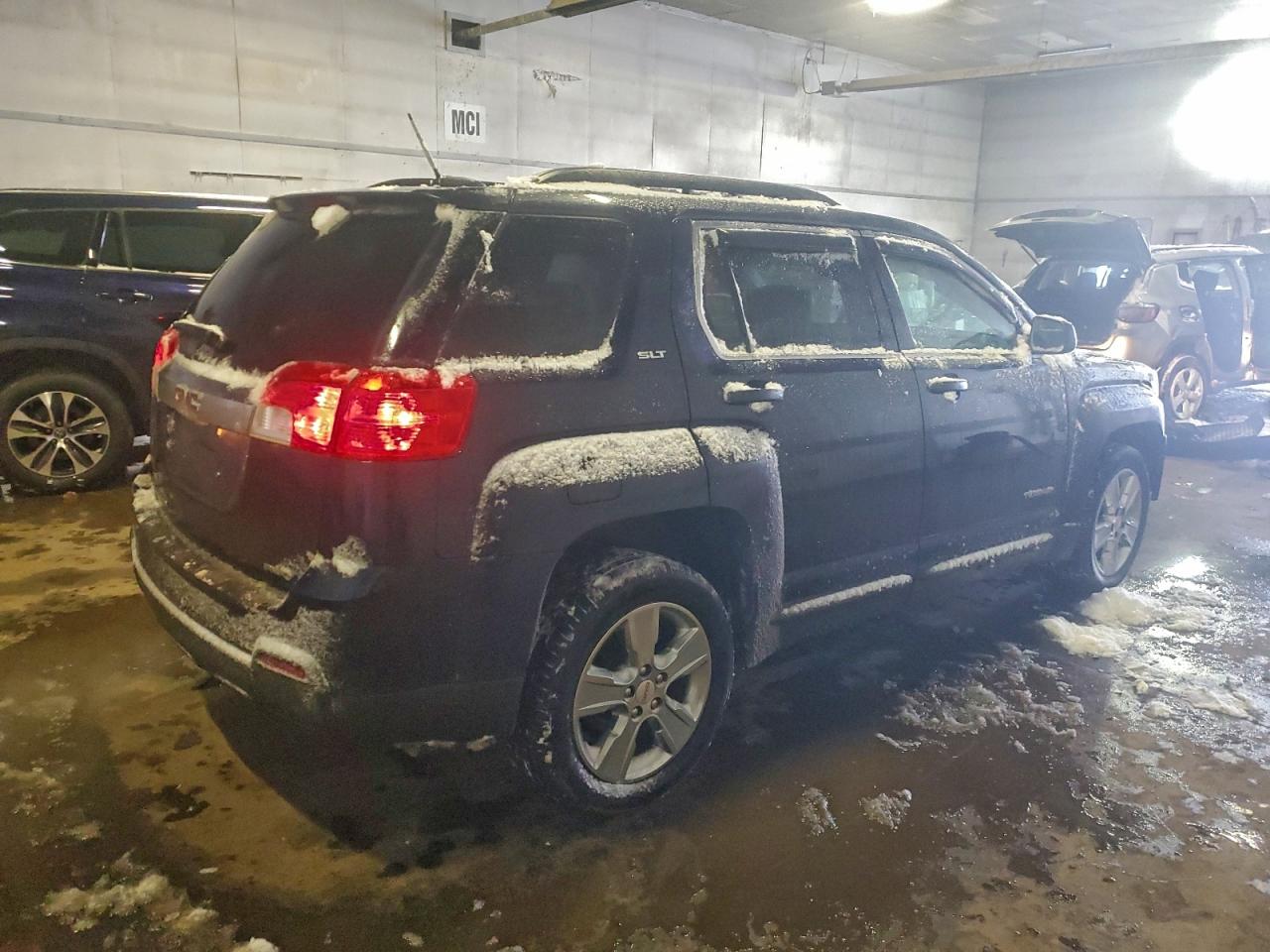 2015 GMC TERRAIN SLT photo 3