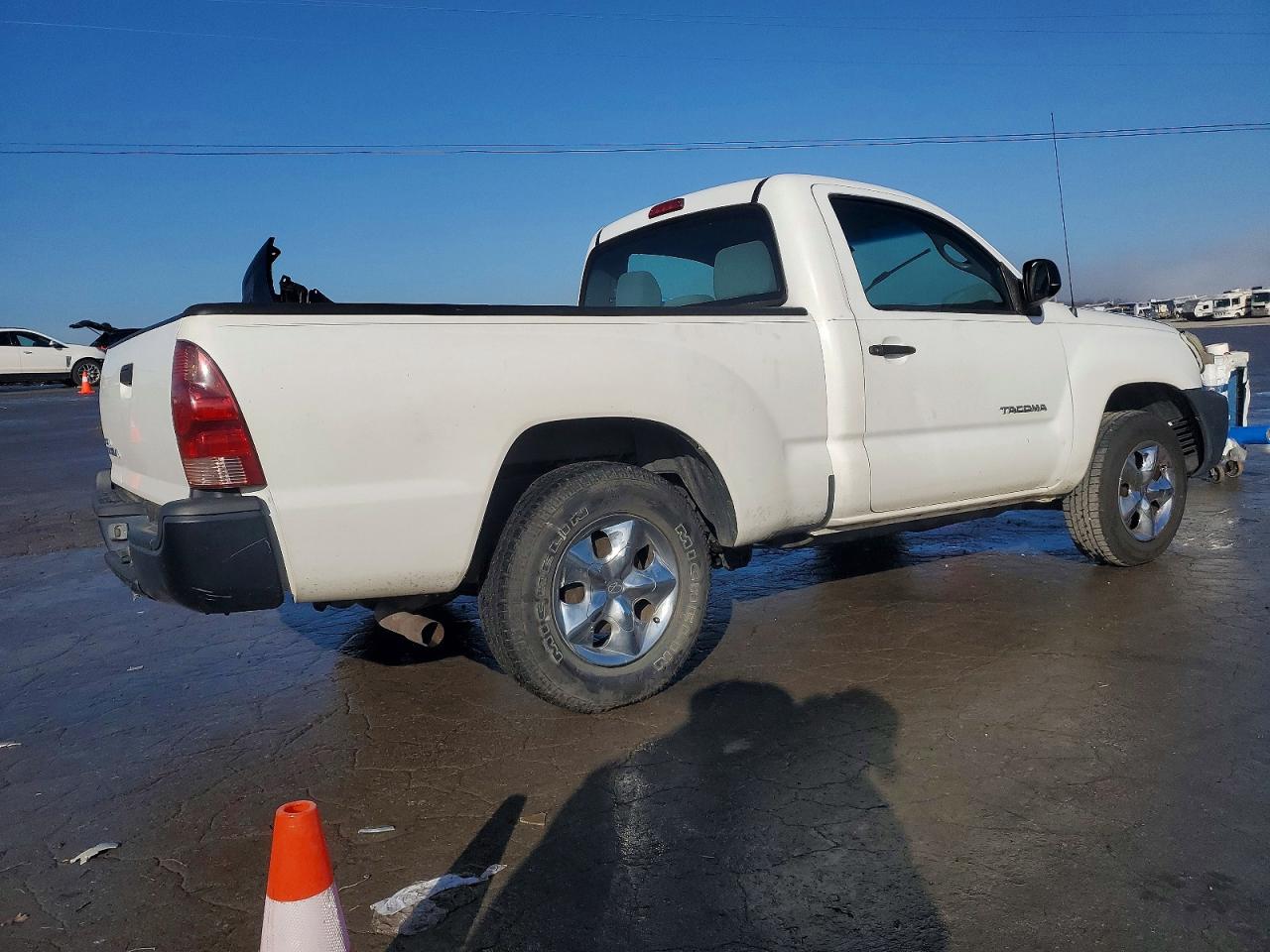 2006 TOYOTA TACOMA photo 3