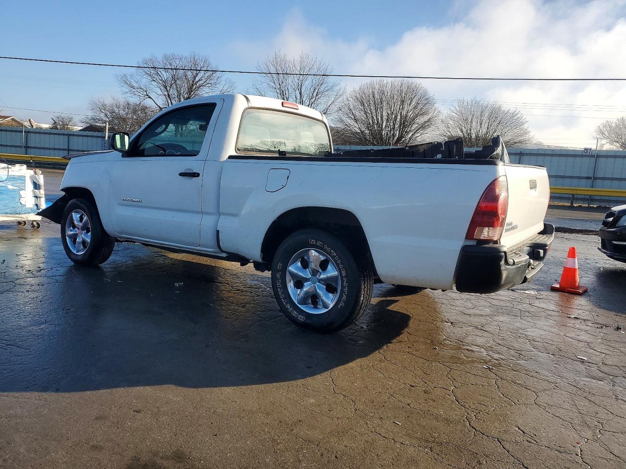2006 TOYOTA TACOMA photo 2