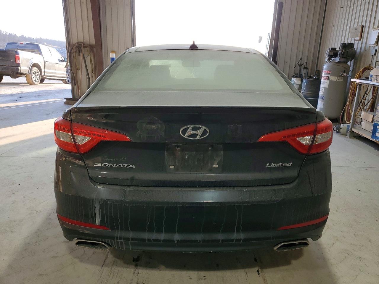 2015 HYUNDAI SONATA SPORT photo 6