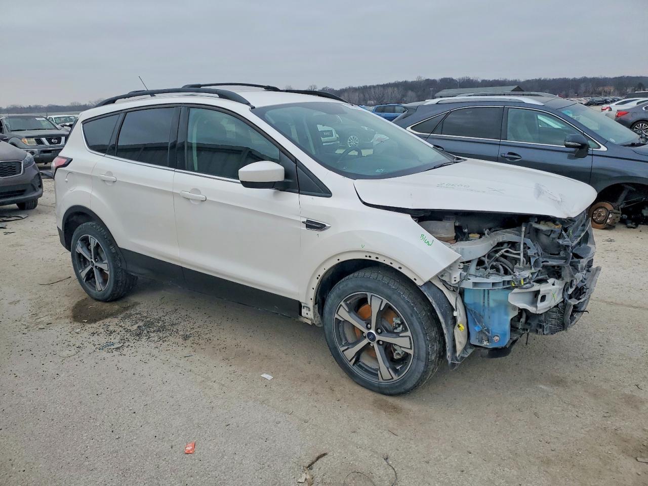 2018 FORD ESCAPE SEL photo 4