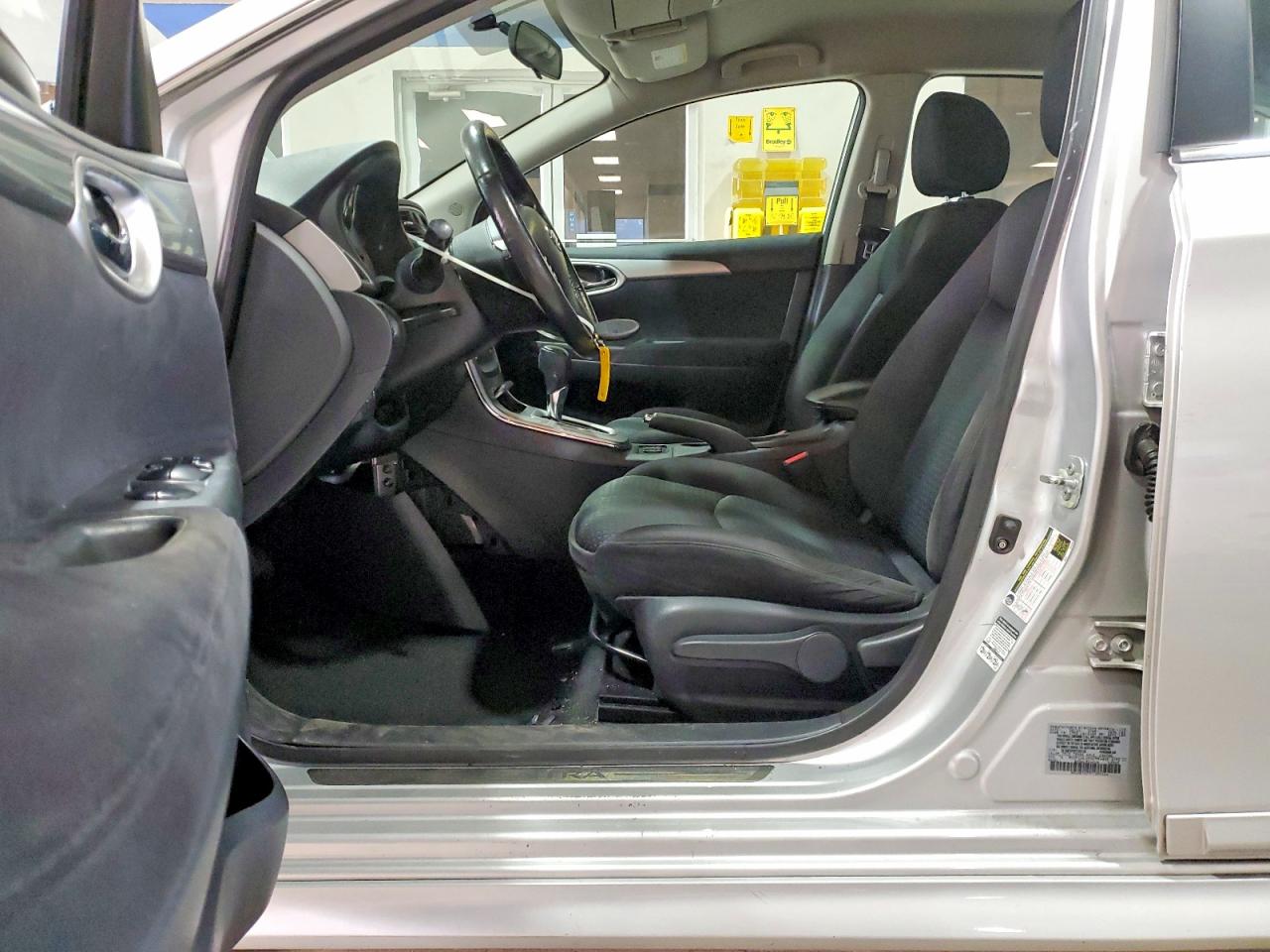 2015 NISSAN SENTRA S photo 7