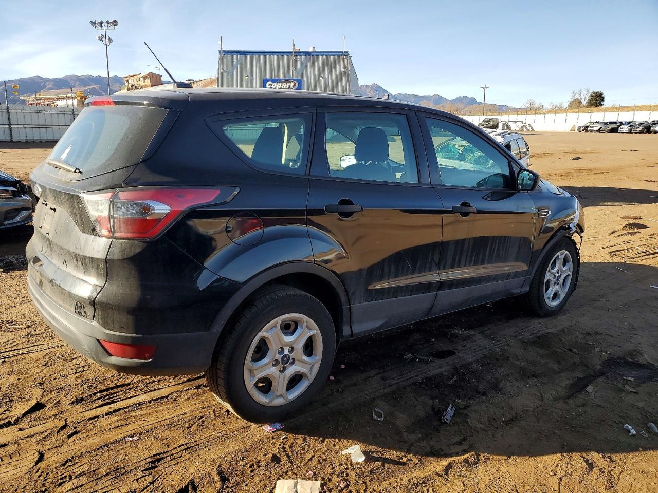 2017 FORD ESCAPE S photo 3