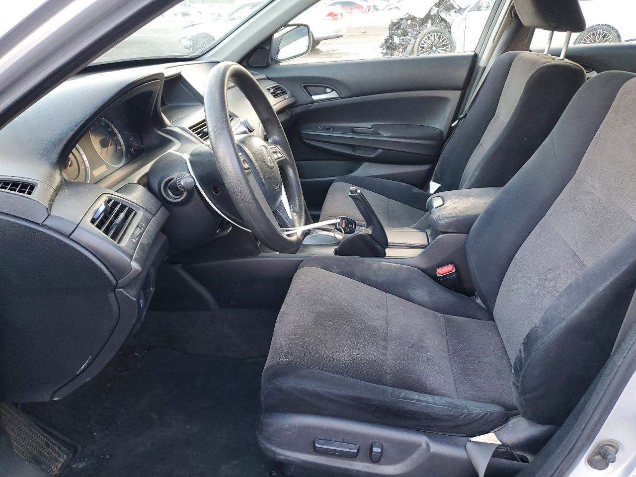 2010 HONDA ACCORD LXP photo 7