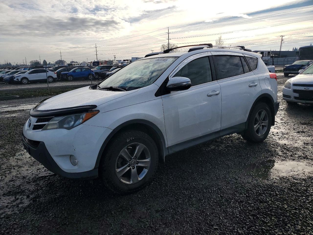 2015 TOYOTA RAV4