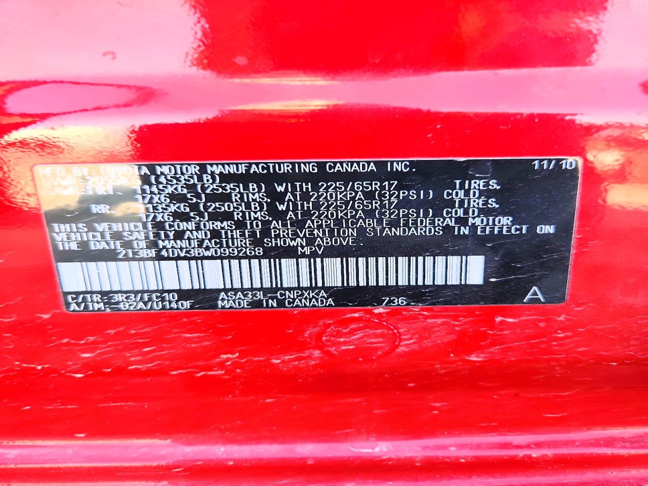 2011 TOYOTA RAV4 photo 13