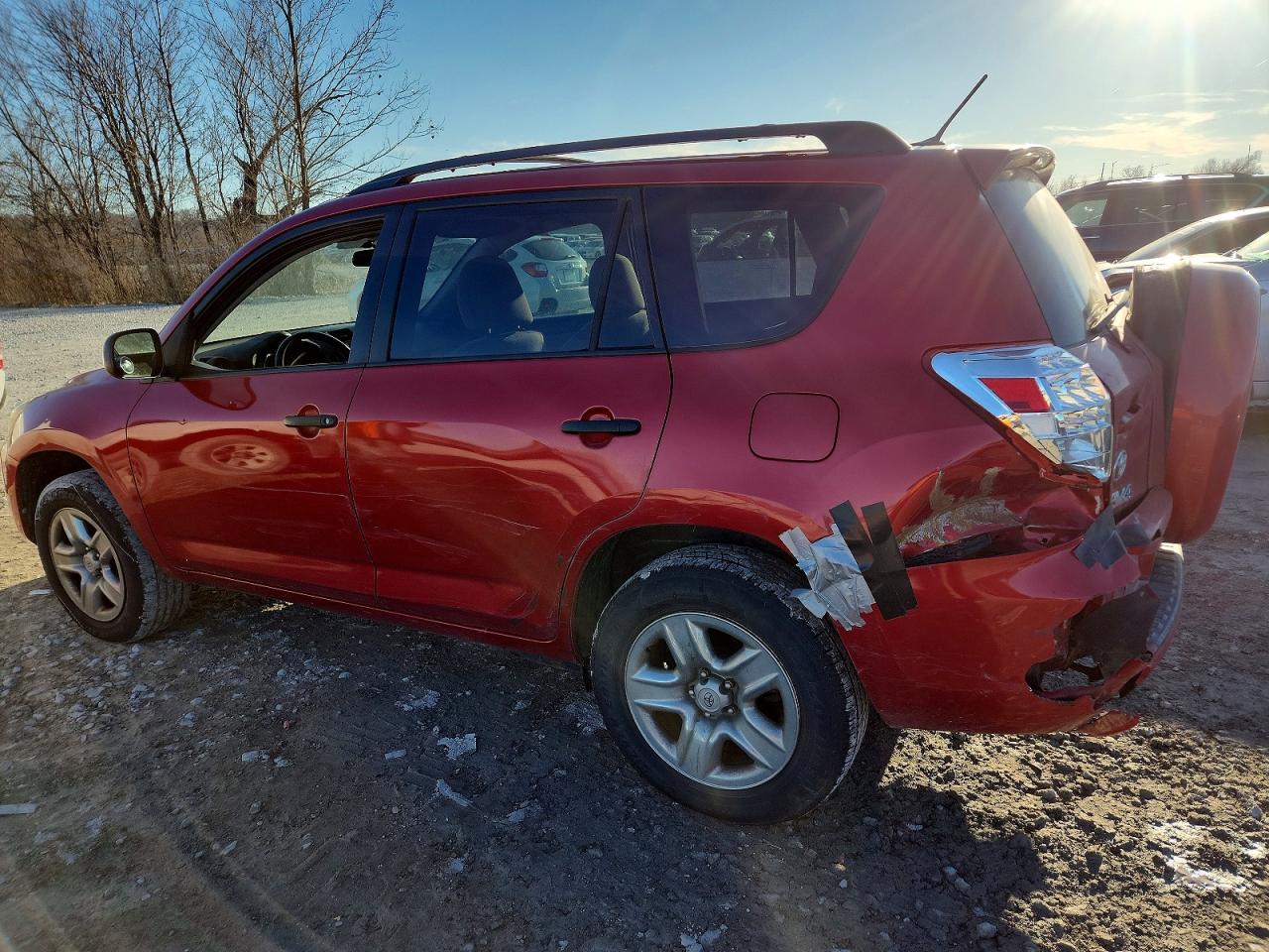 2011 TOYOTA RAV4 photo 2