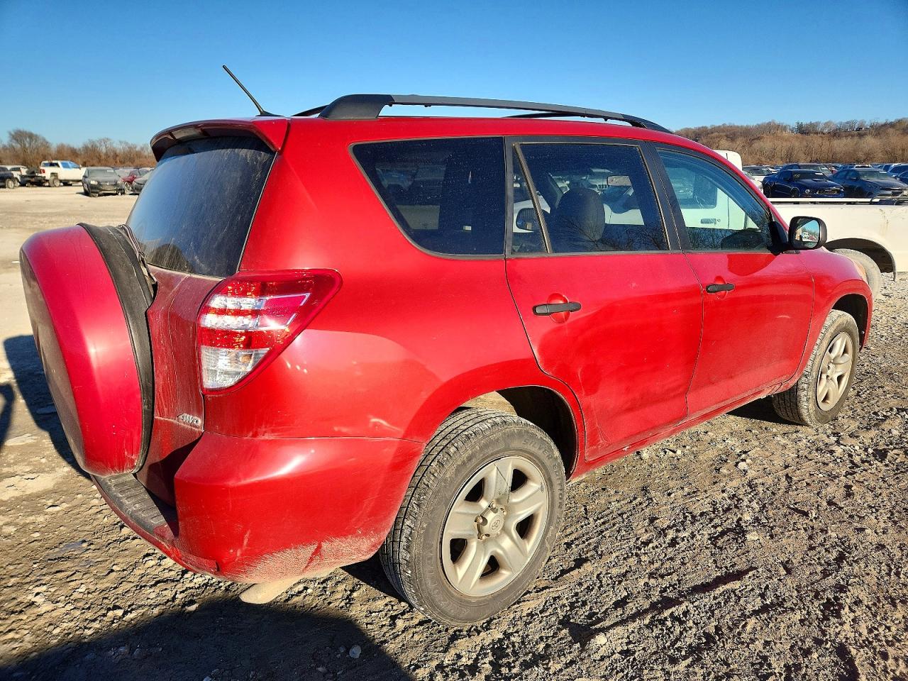 2011 TOYOTA RAV4 photo 3