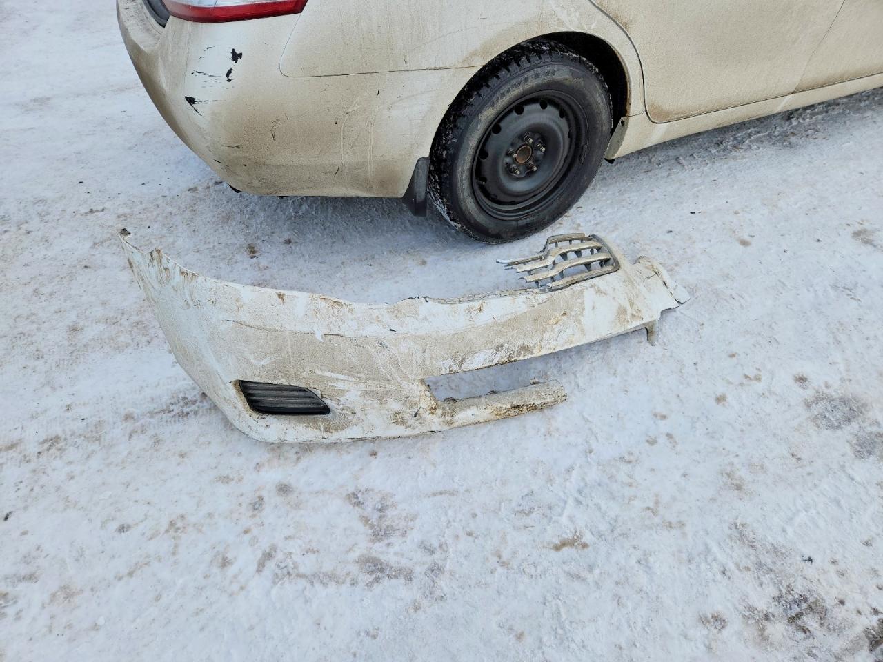 2010 TOYOTA CAMRY BASE photo 12