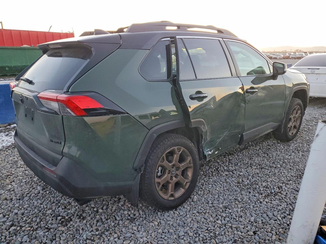 2024 TOYOTA RAV4 WOODLAND EDITION photo 3
