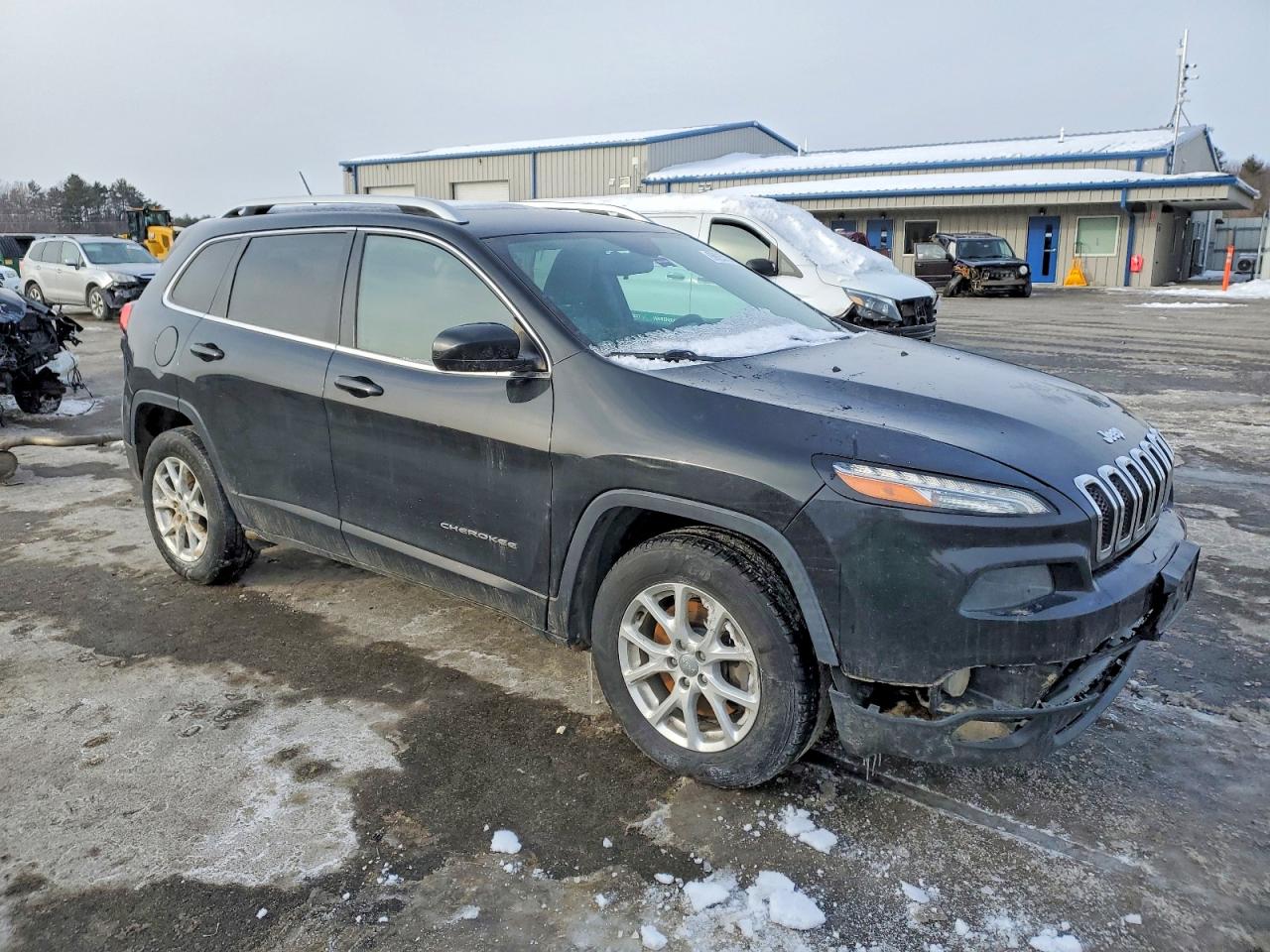 2016 JEEP CHEROKEE LATITUDE photo 4