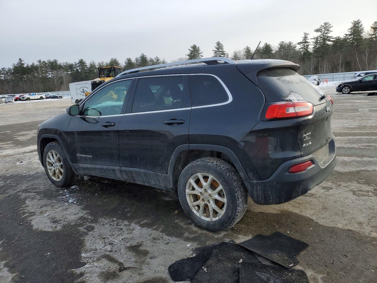 2016 JEEP CHEROKEE LATITUDE photo 2