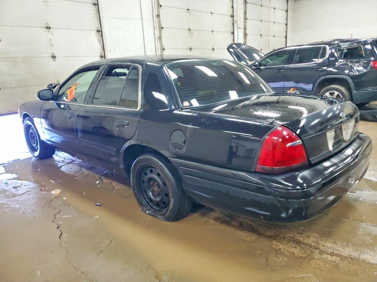 2006 FORD CROWN VICTORIA POLICE INTERCEPTOR photo 2
