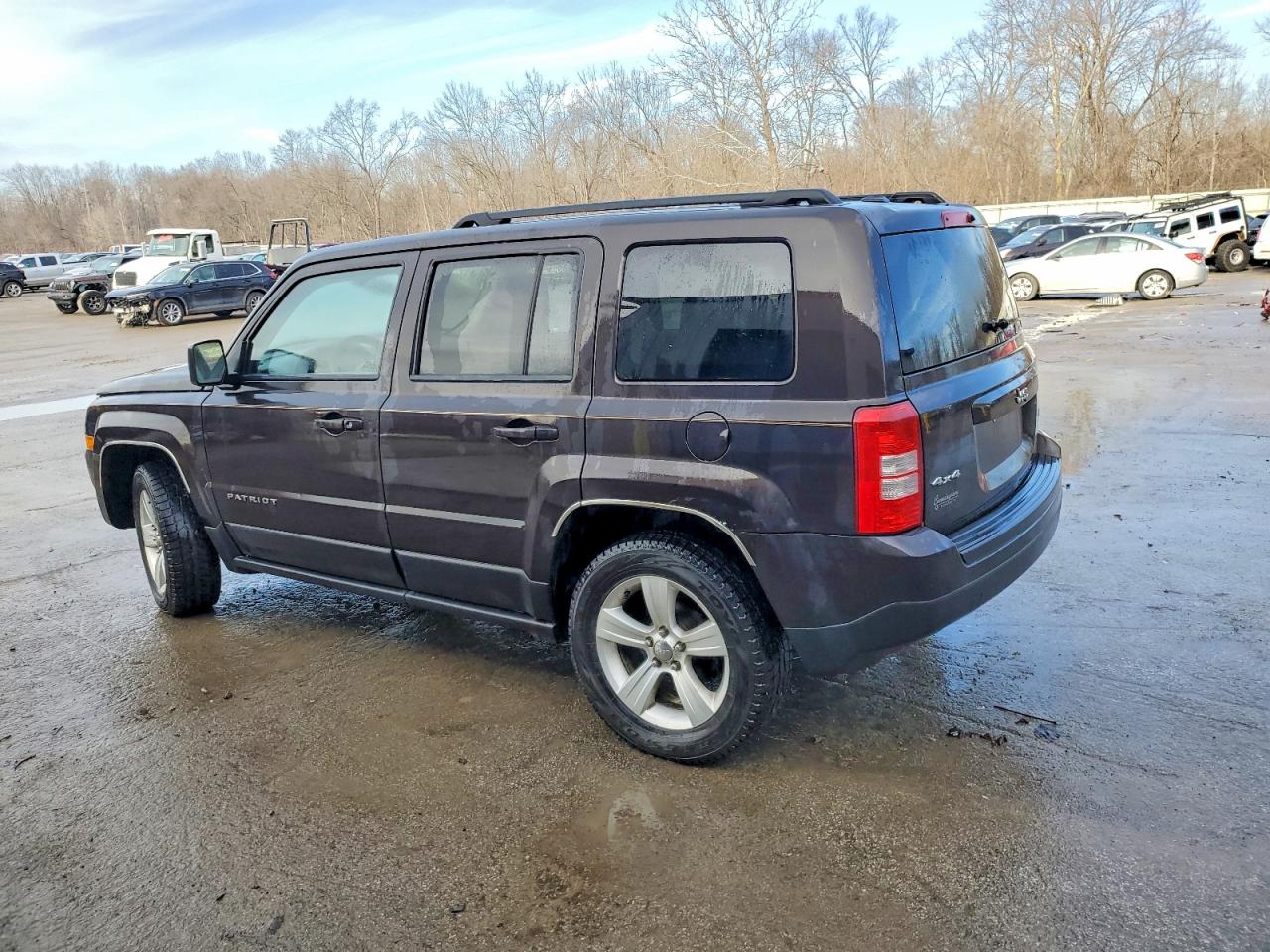 2014 JEEP PATRIOT LATITUDE photo 2