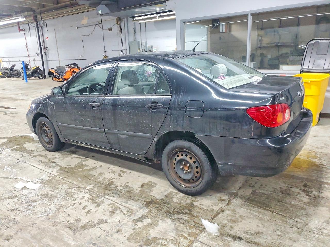 2004 TOYOTA COROLLA CE photo 2