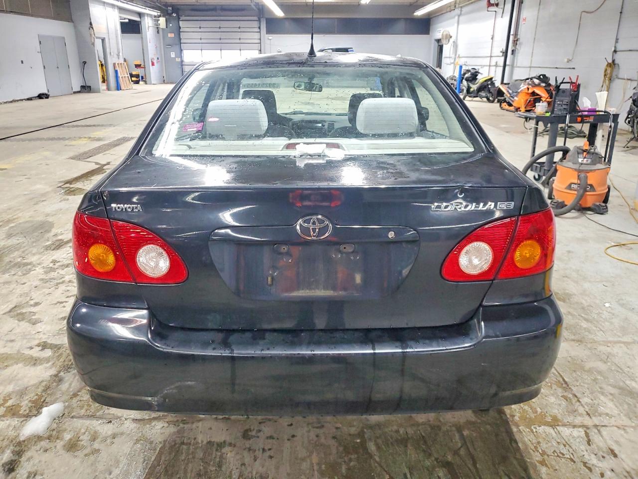 2004 TOYOTA COROLLA CE photo 6