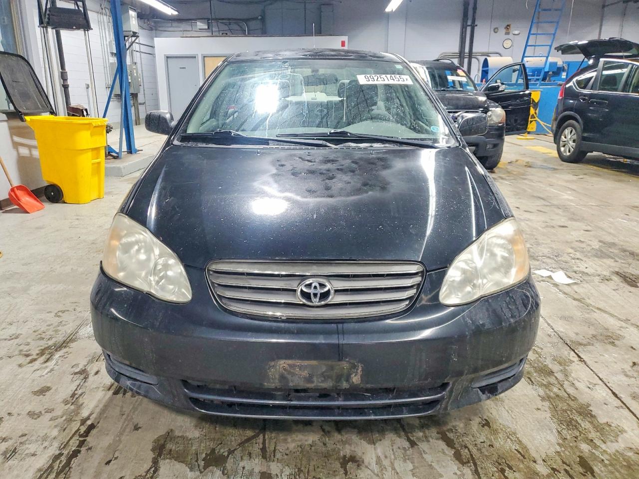 2004 TOYOTA COROLLA CE photo 5