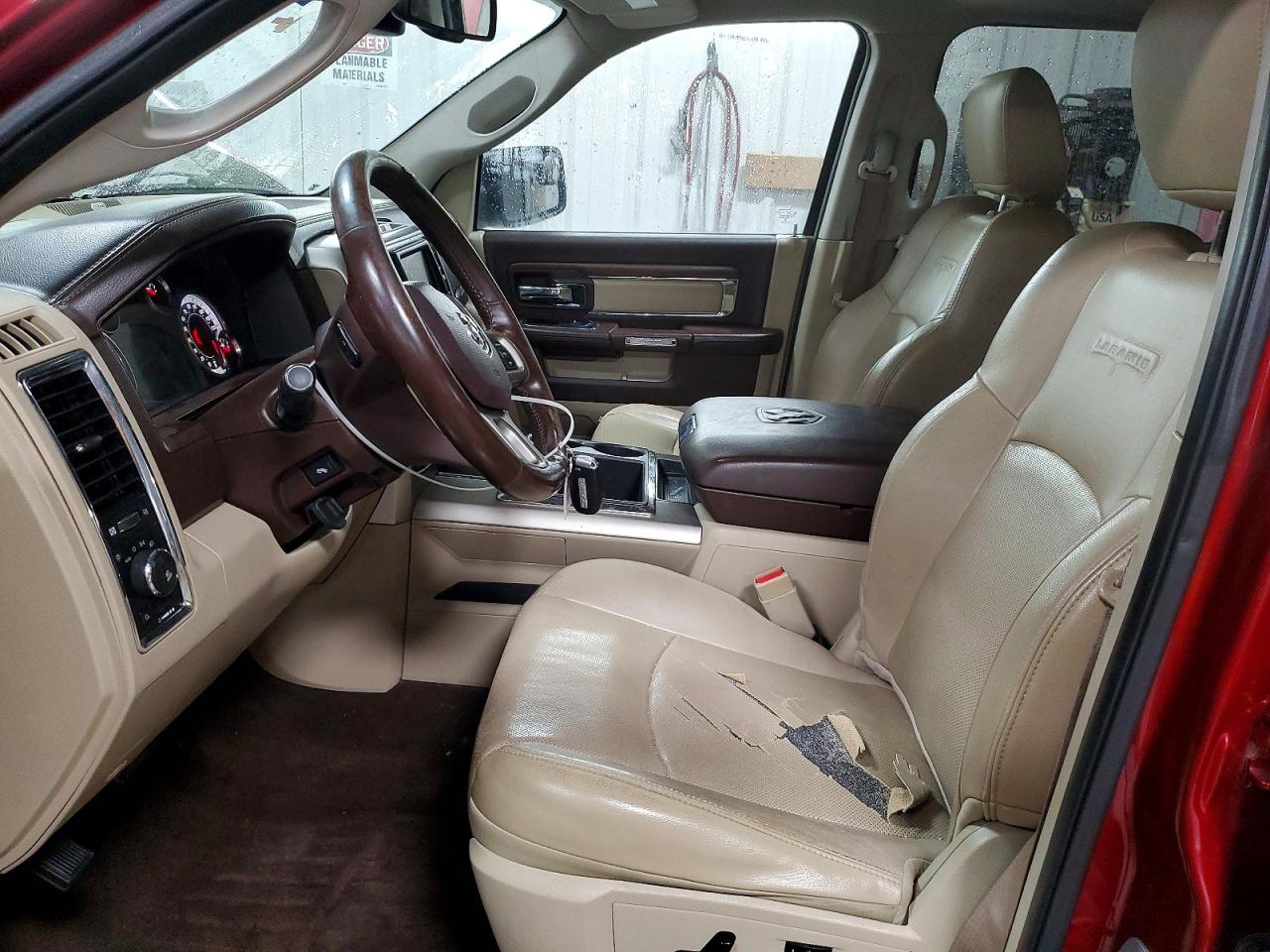 2013 RAM 1500 LARAMIE photo 13