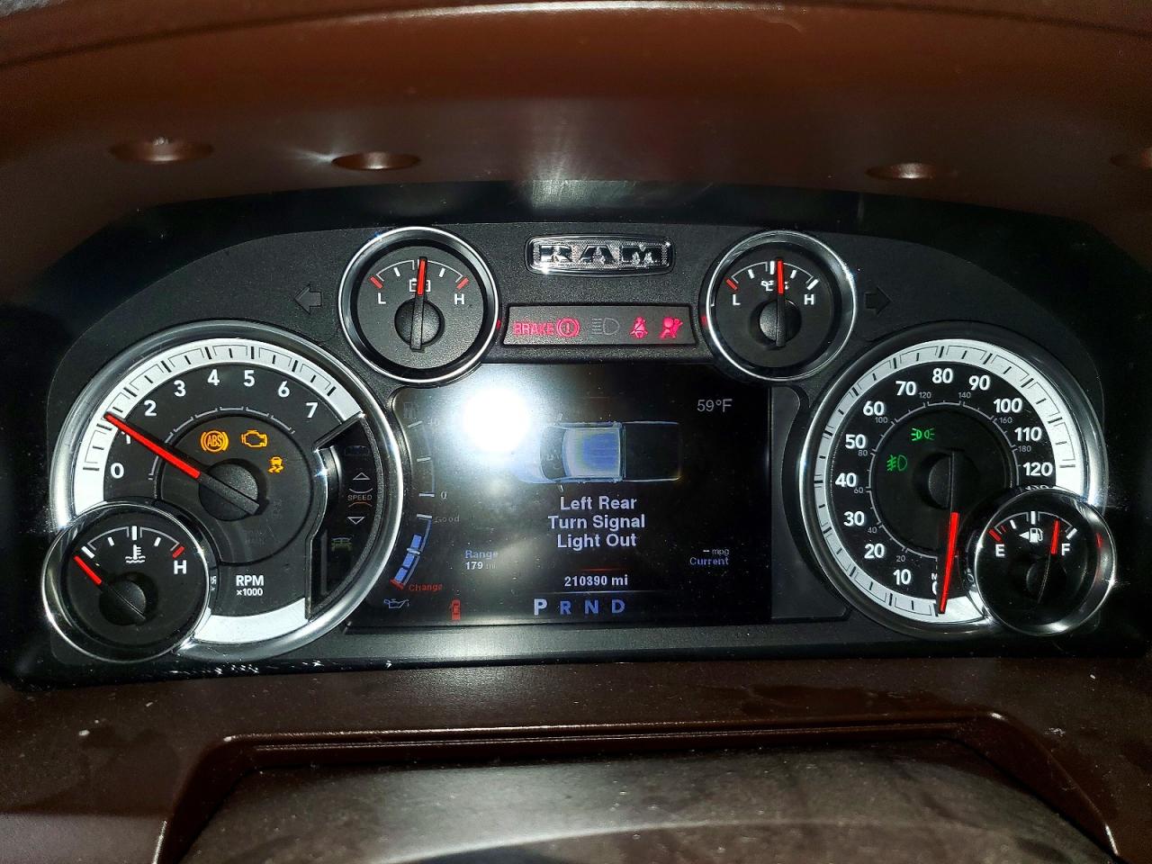 2013 RAM 1500 LARAMIE photo 17