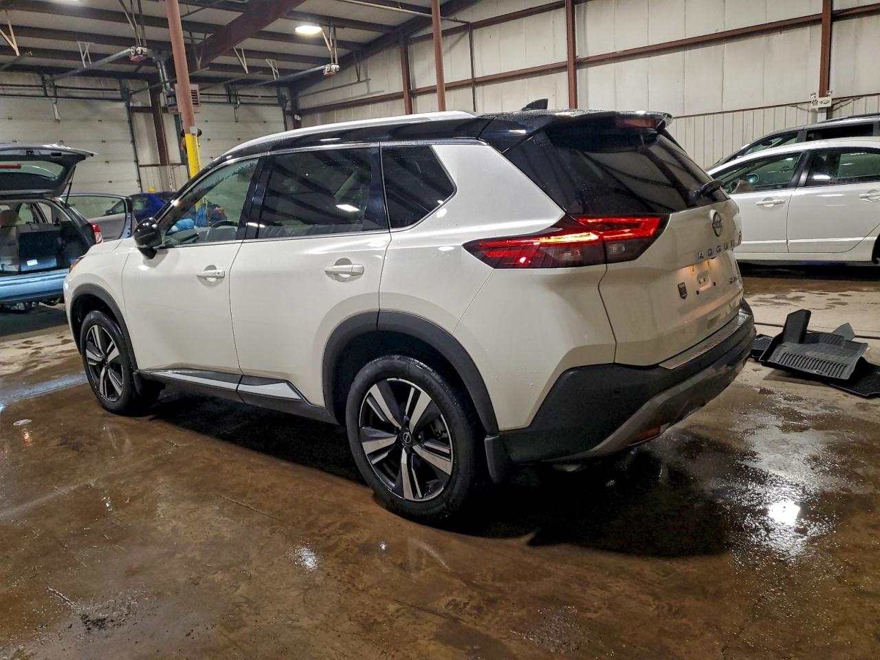 2023 NISSAN ROGUE SL photo 2