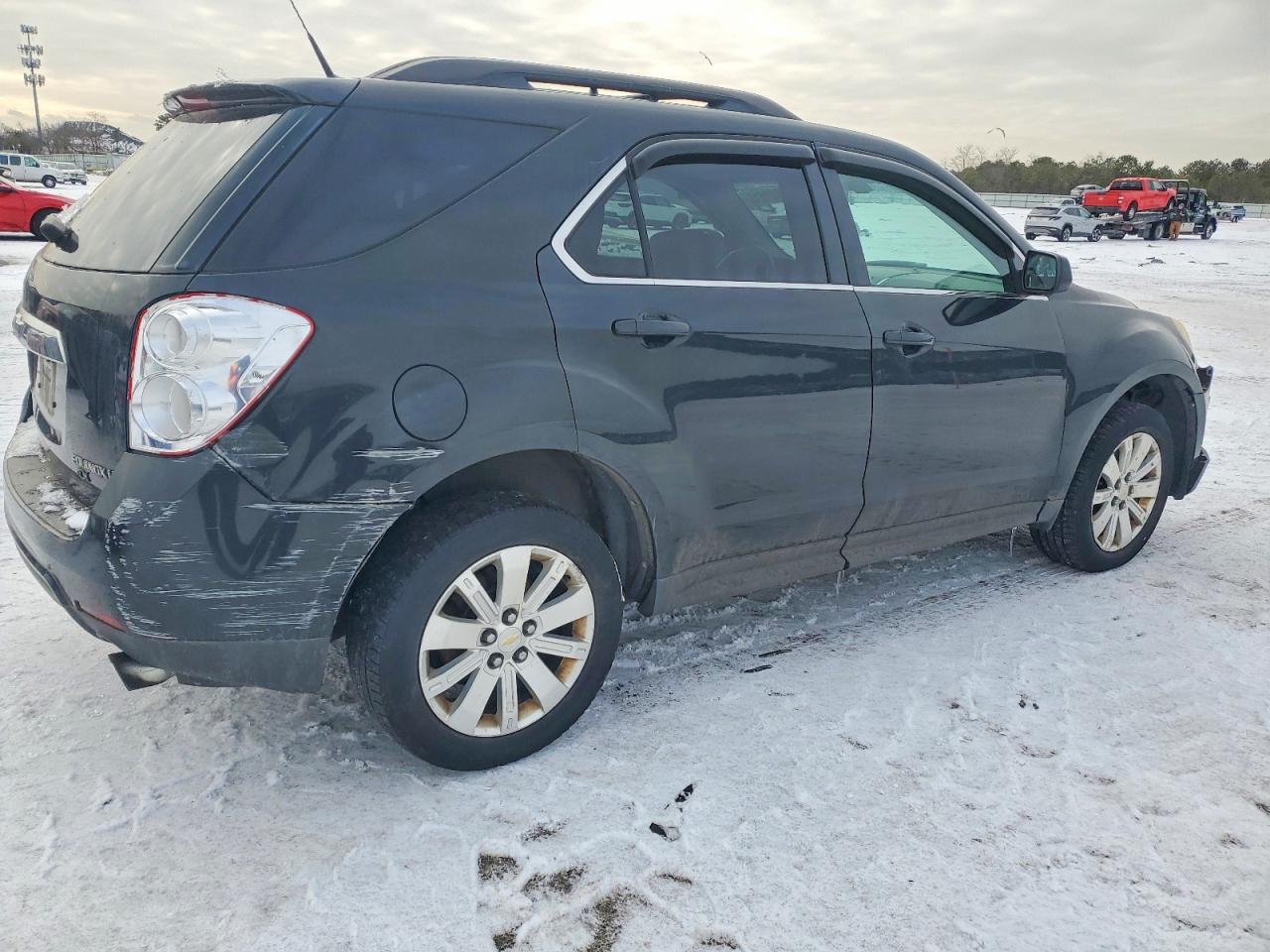 2010 CHEVROLET EQUINOX LT photo 3
