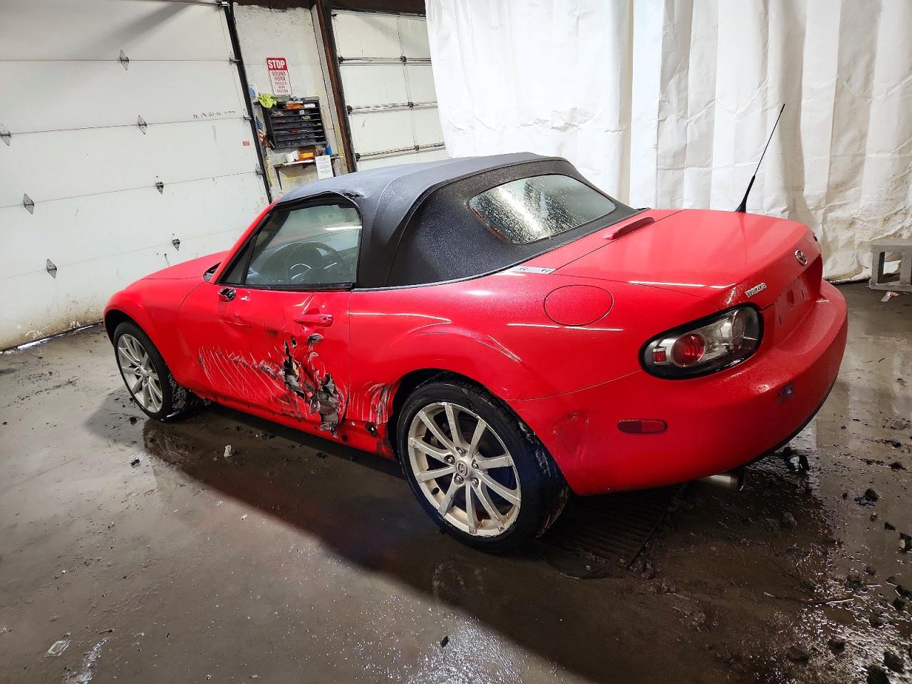 2006 MAZDA MX-5 MIATA photo 2