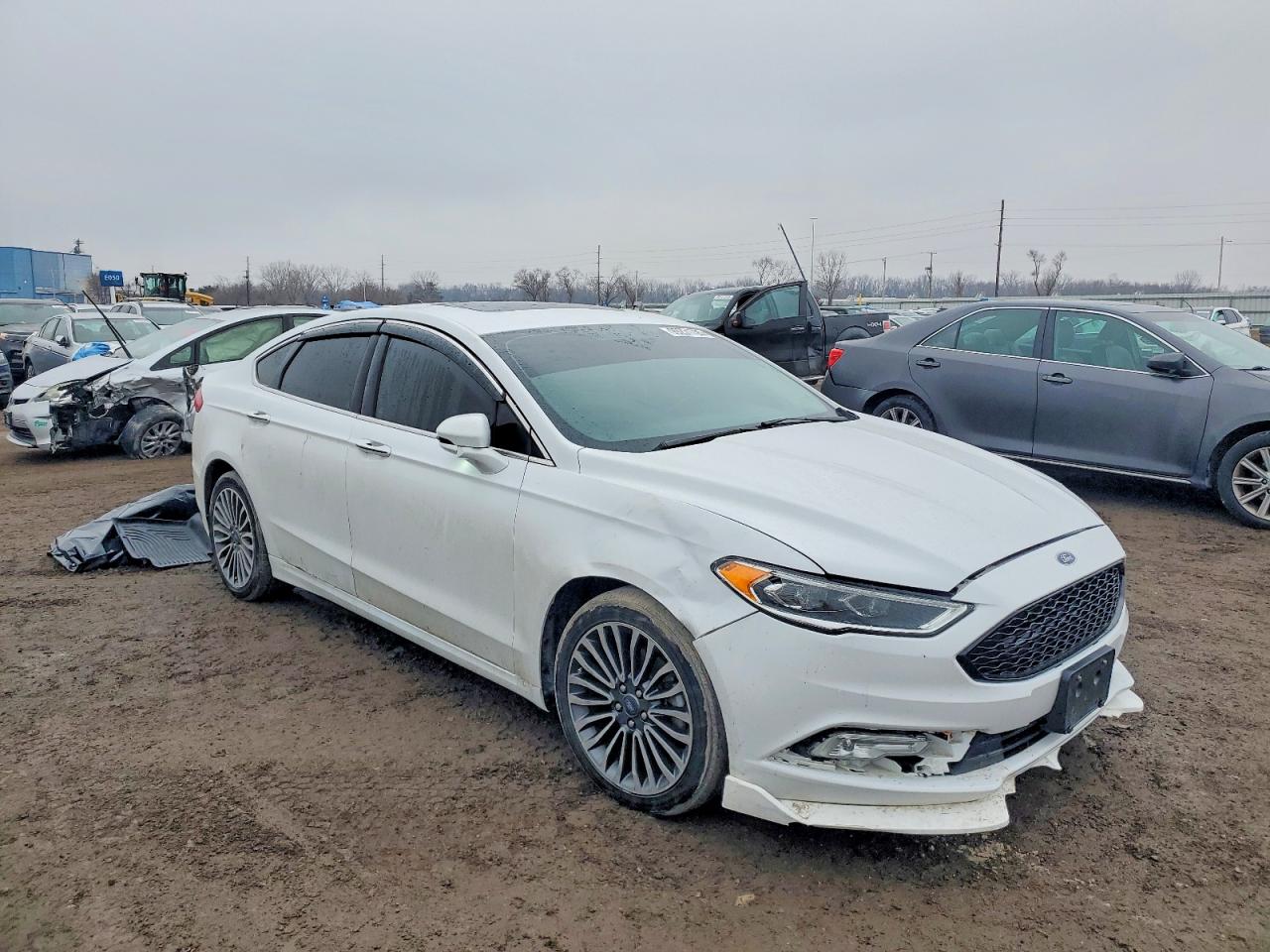 2017 FORD FUSION SE photo 4