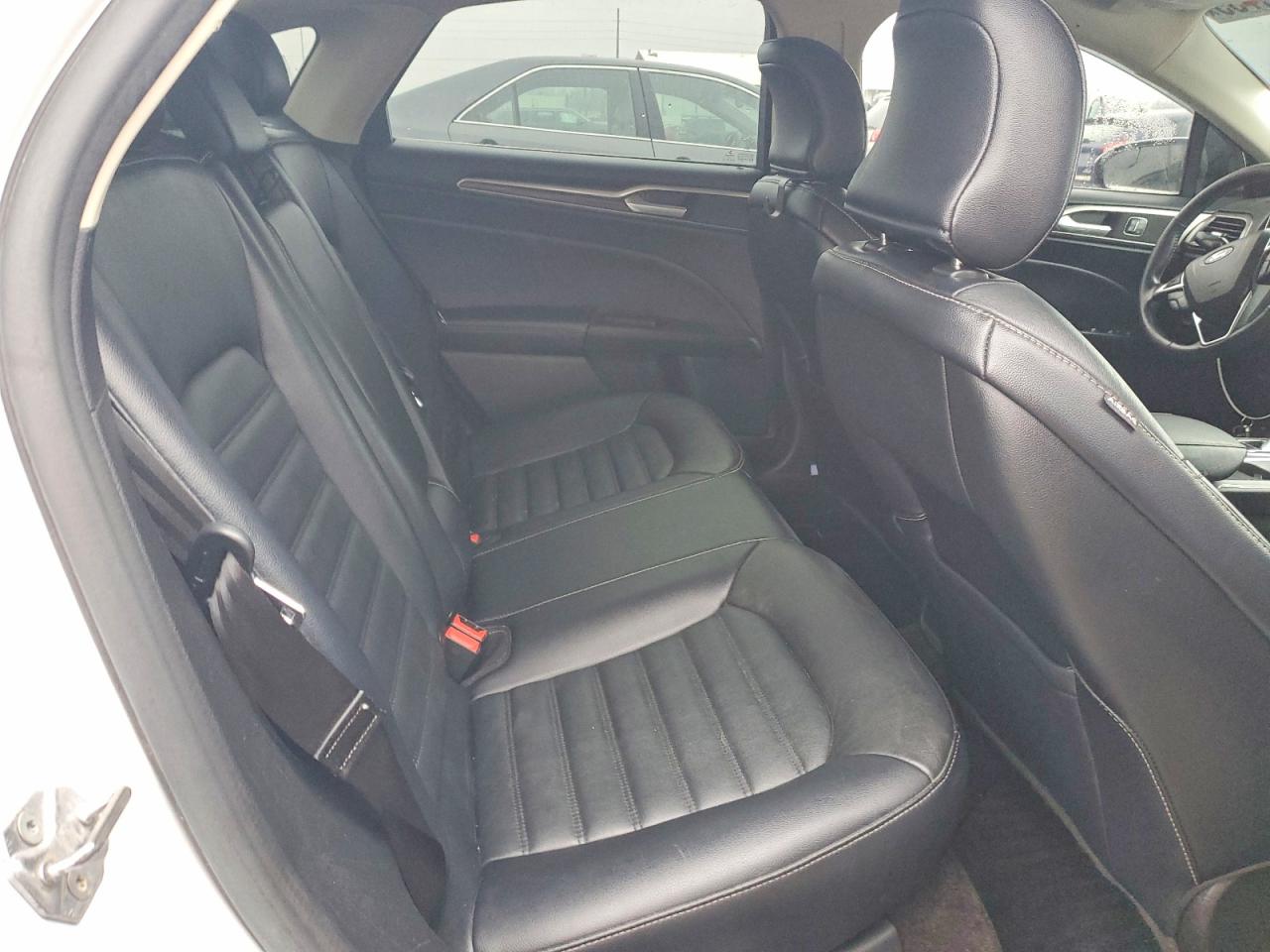 2017 FORD FUSION SE photo 10