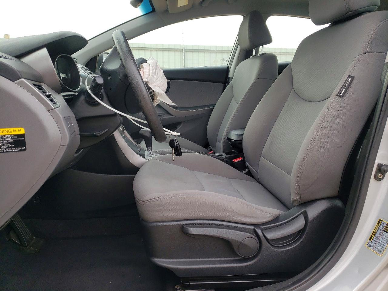 2012 HYUNDAI ELANTRA GLS photo 7