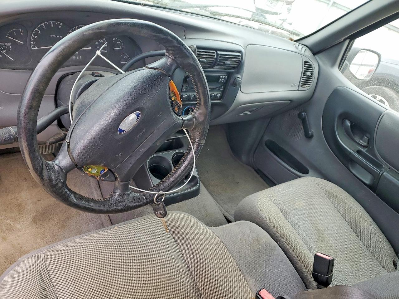 2002 FORD RANGER photo 8