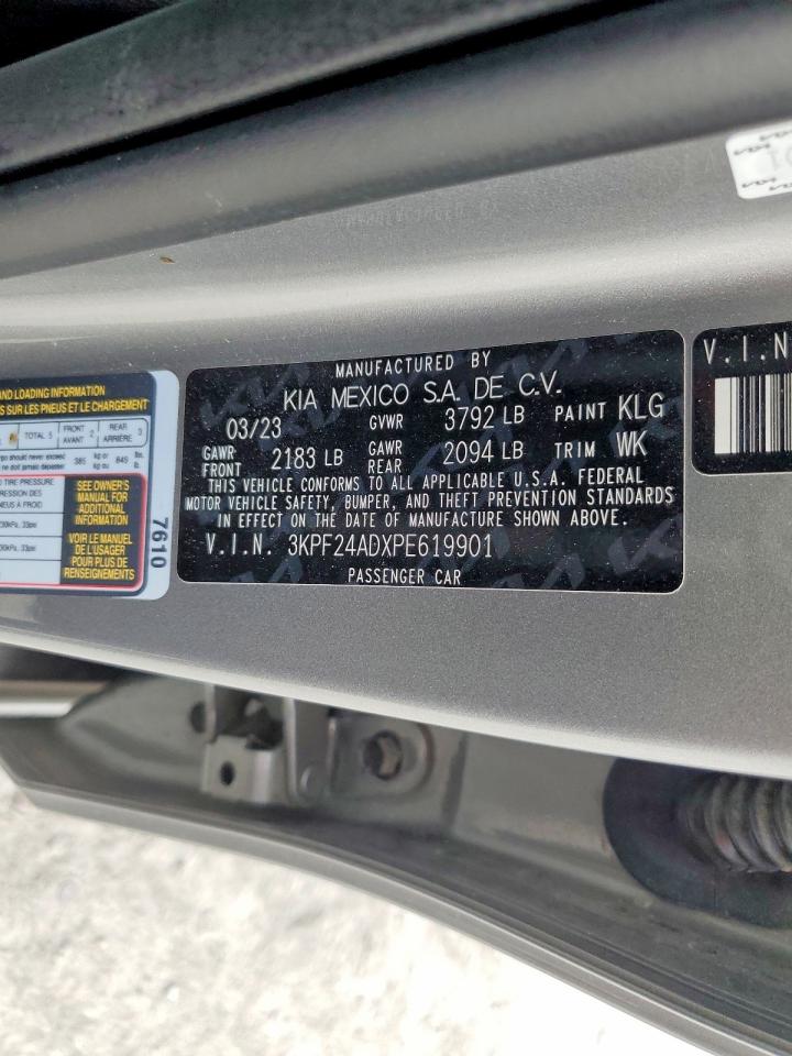 2023 KIA FORTE photo 12